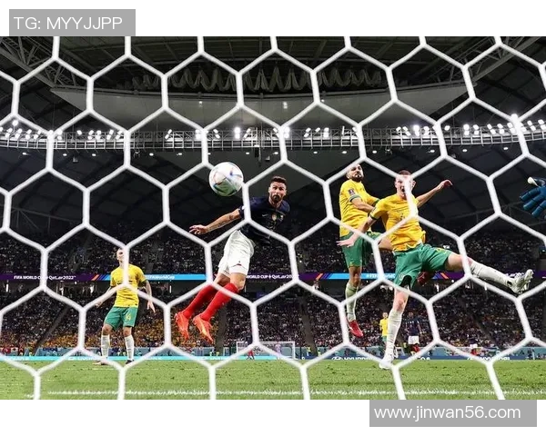 球星足坛风云录：全球传奇人物与历史瞬间全景图鉴