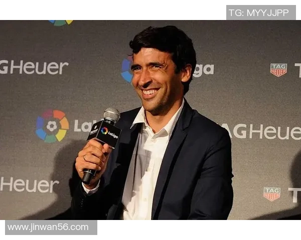 足球球星Instagram粉丝热潮揭秘：如何通过社交平台打造超级影响力