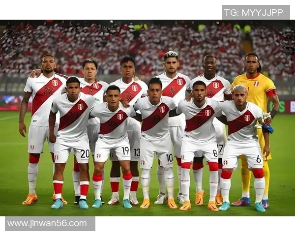 秘鲁足球巨星的崛起与荣耀之路探索